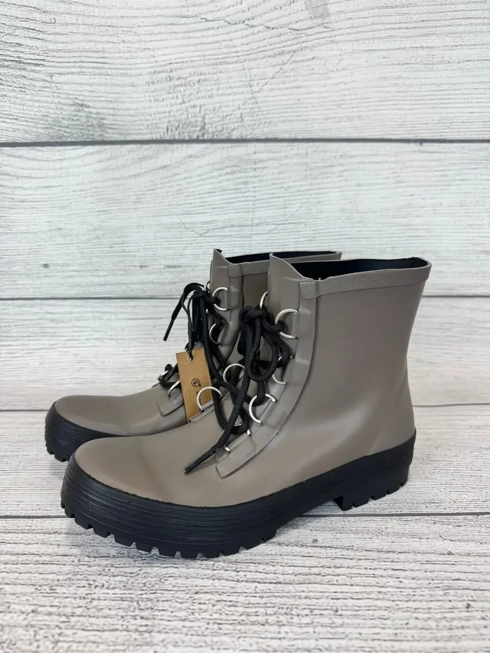 Chooka Women's Ava Dark Taupe Waterproof Lace Up Ankle Boots Size 8